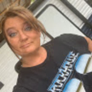 Meet your Posher, Stacie